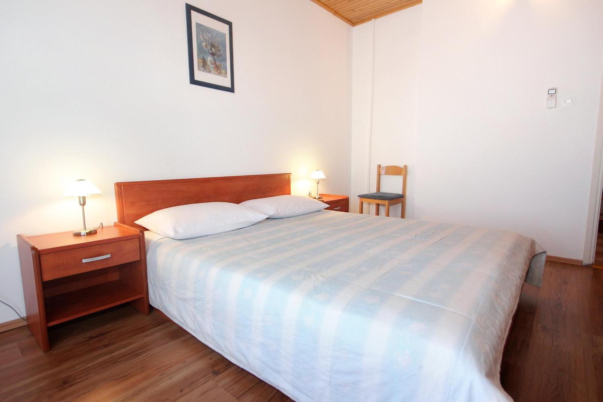 Apartments And Rooms By The Sea Mandre, Pag - 3557 Kolan Pokoj fotografie